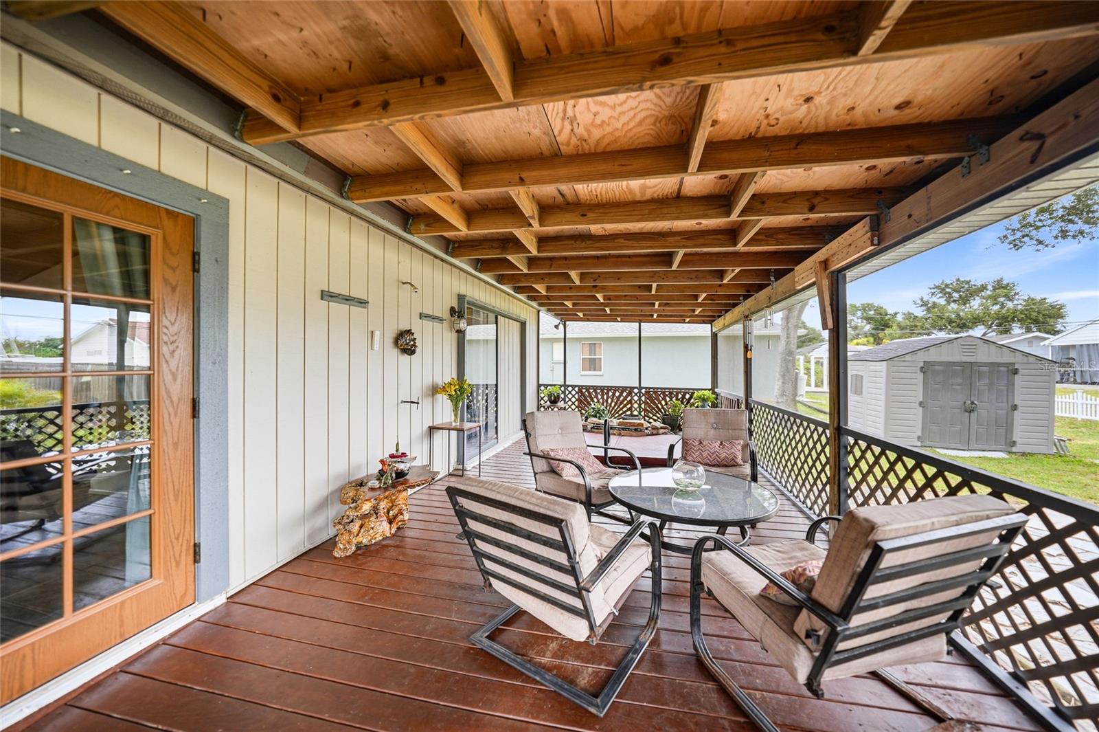 2631 FIESTA DR — photo 36