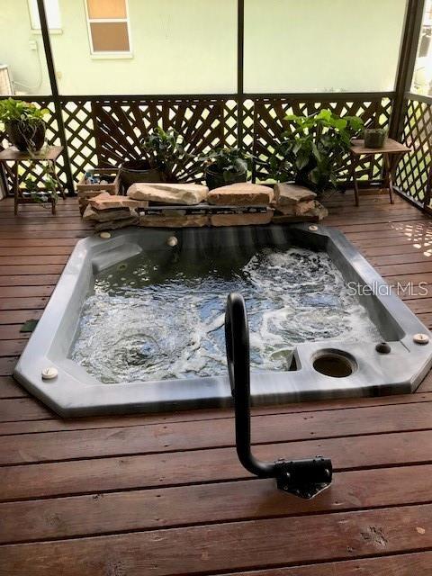 2631 FIESTA DR — photo 38