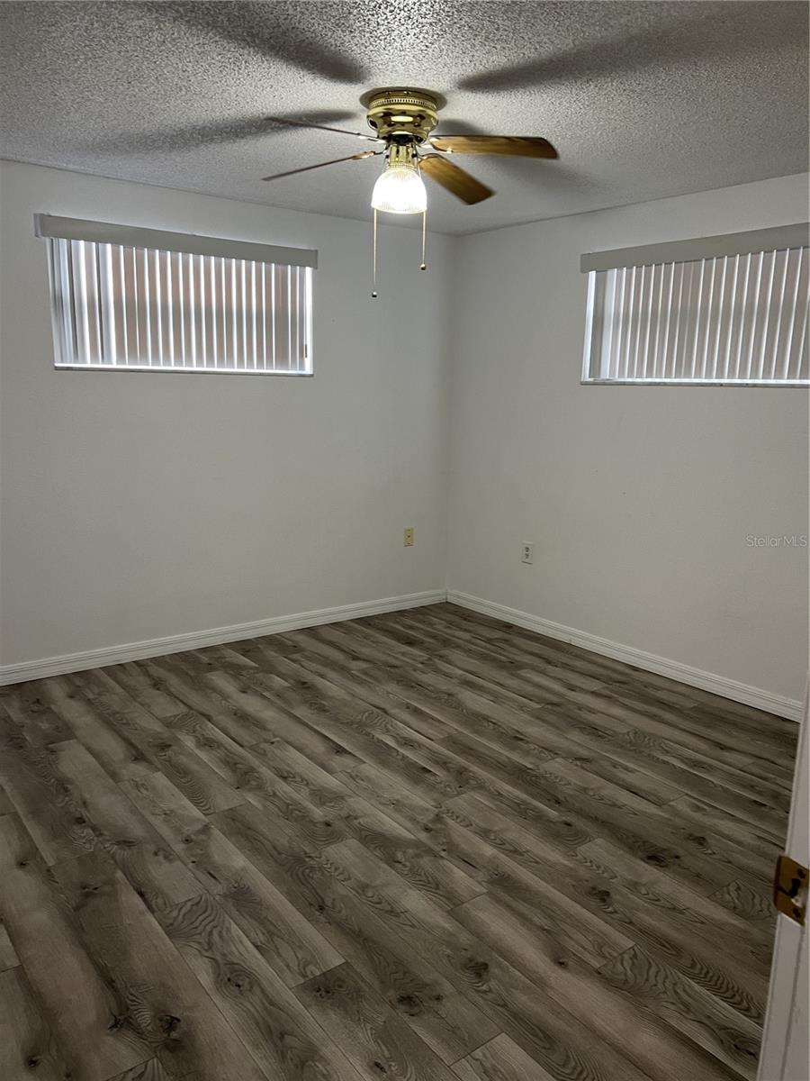 4813 DOGWOOD ST — photo 18