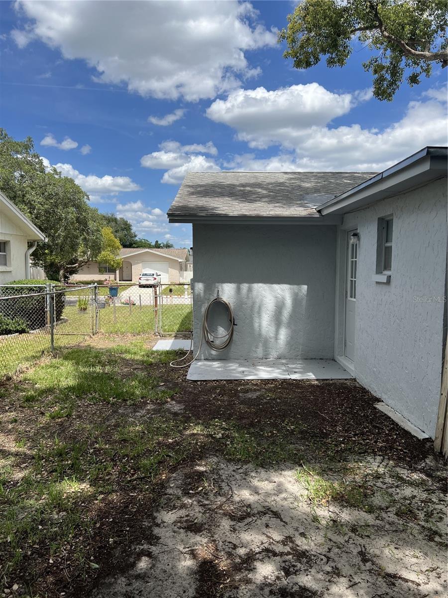 4813 DOGWOOD ST — photo 43