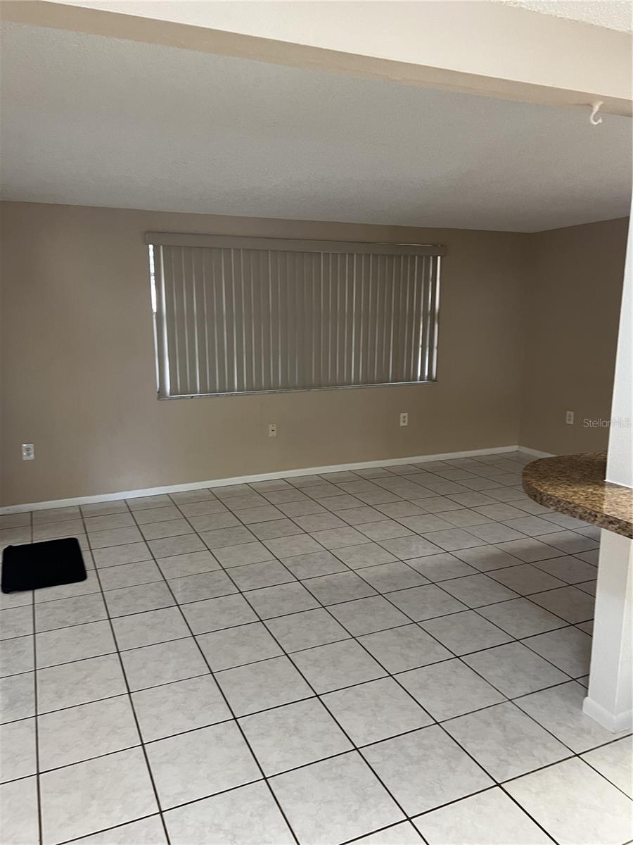 4813 DOGWOOD ST — photo 9