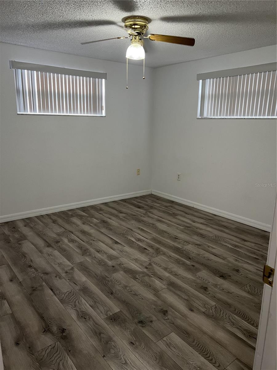 4813 DOGWOOD ST — photo 20