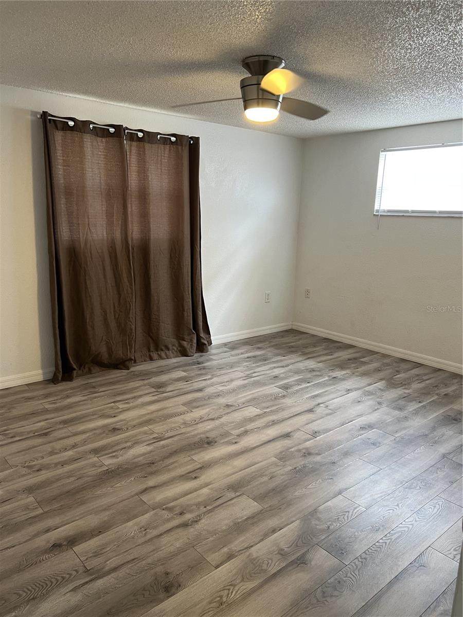 4813 DOGWOOD ST — photo 16