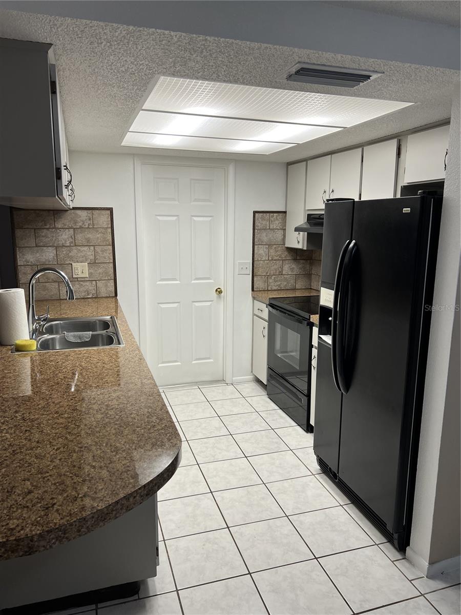 4813 DOGWOOD ST — photo 3