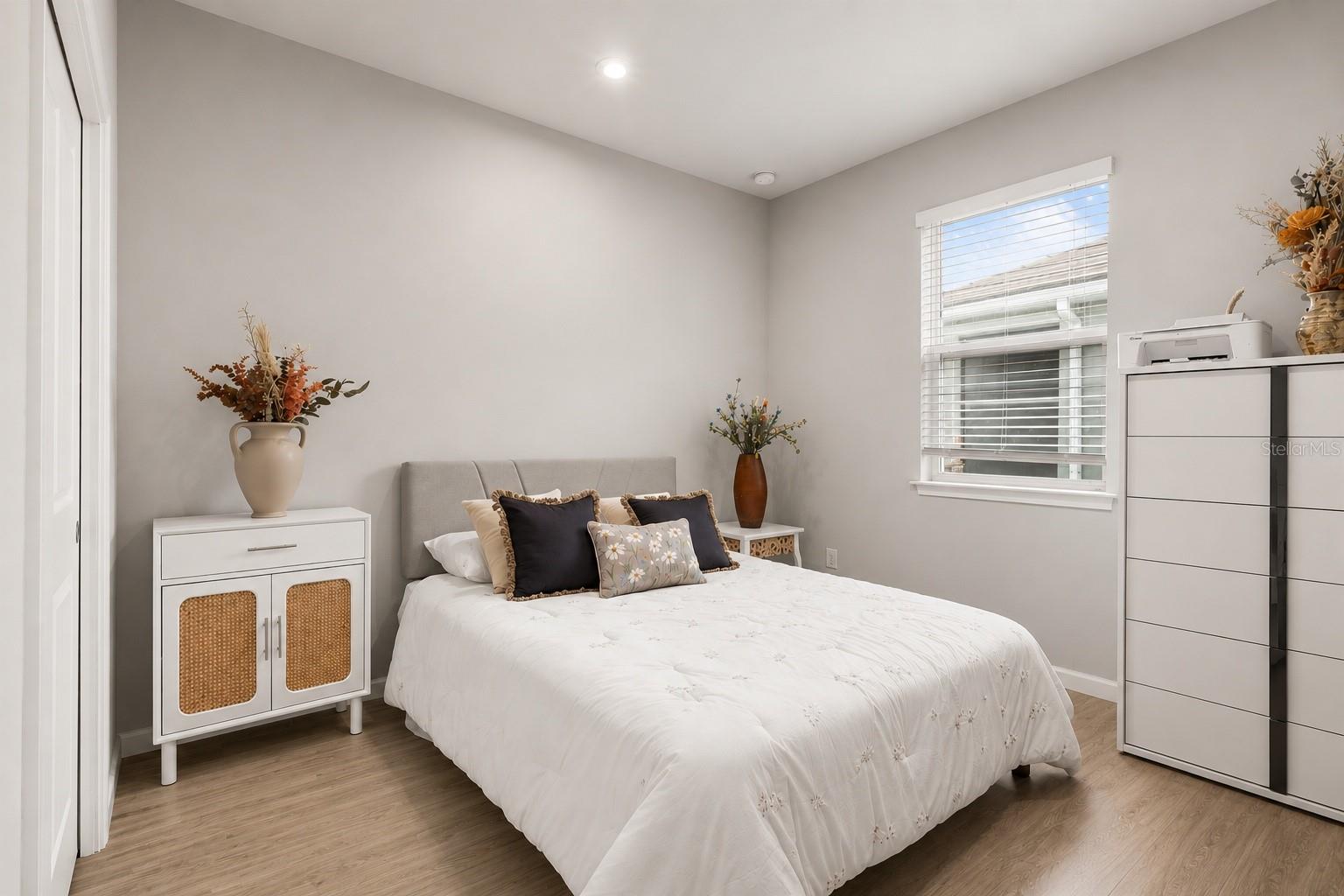 12458 SOMATIC CT — photo 21