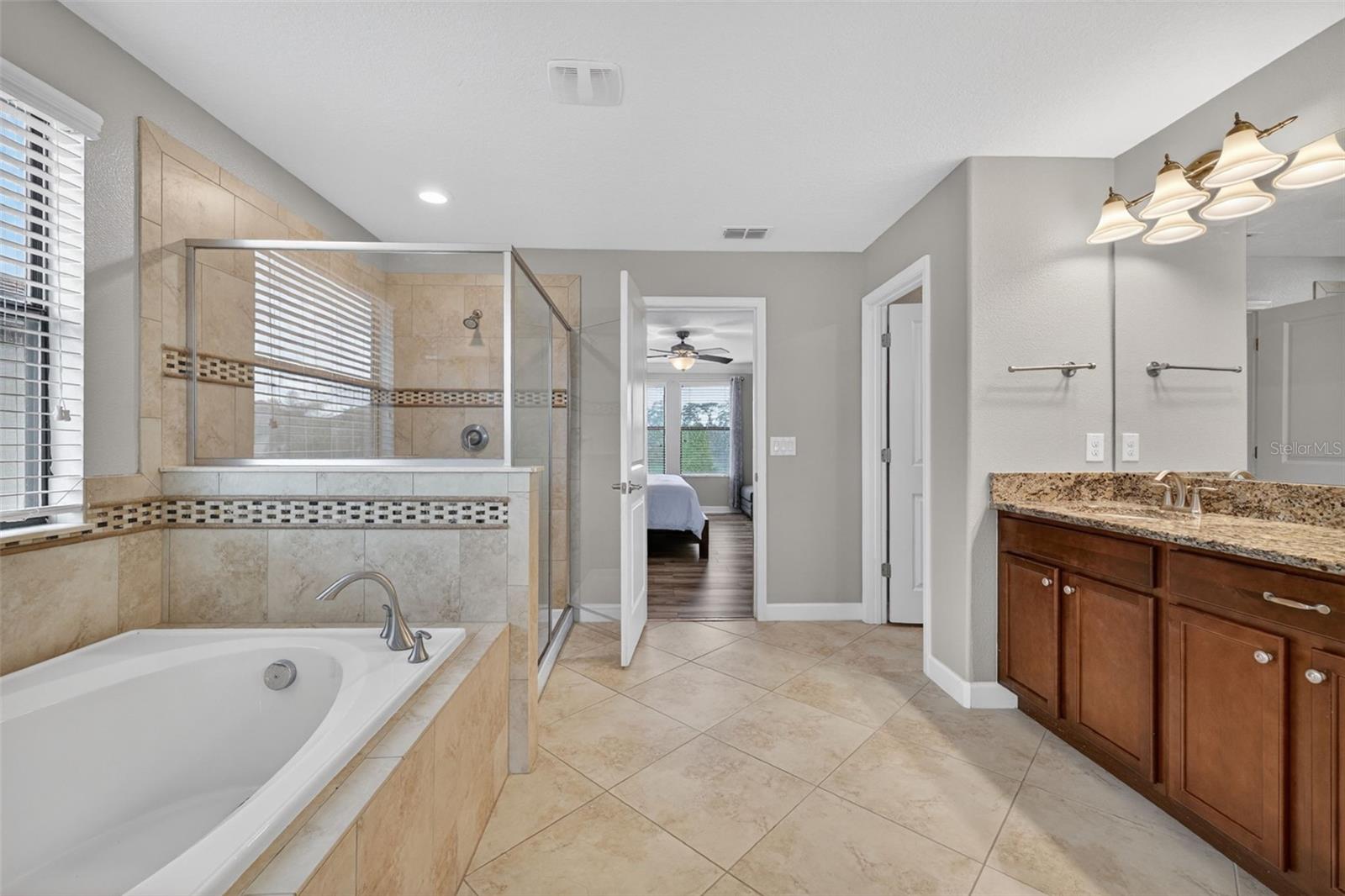 11911 SAND MYRTLE RD — photo 22