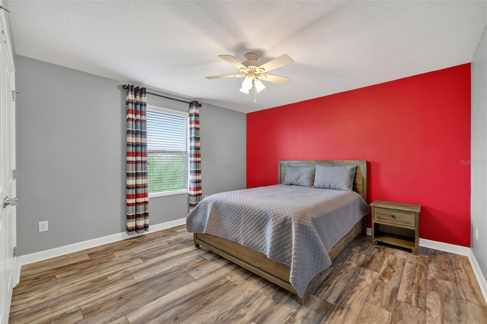 11911 SAND MYRTLE RD — photo 26