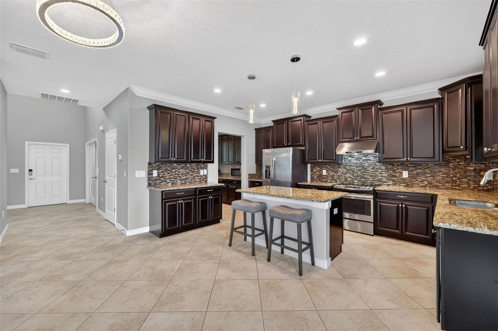 11911 SAND MYRTLE RD — photo 43