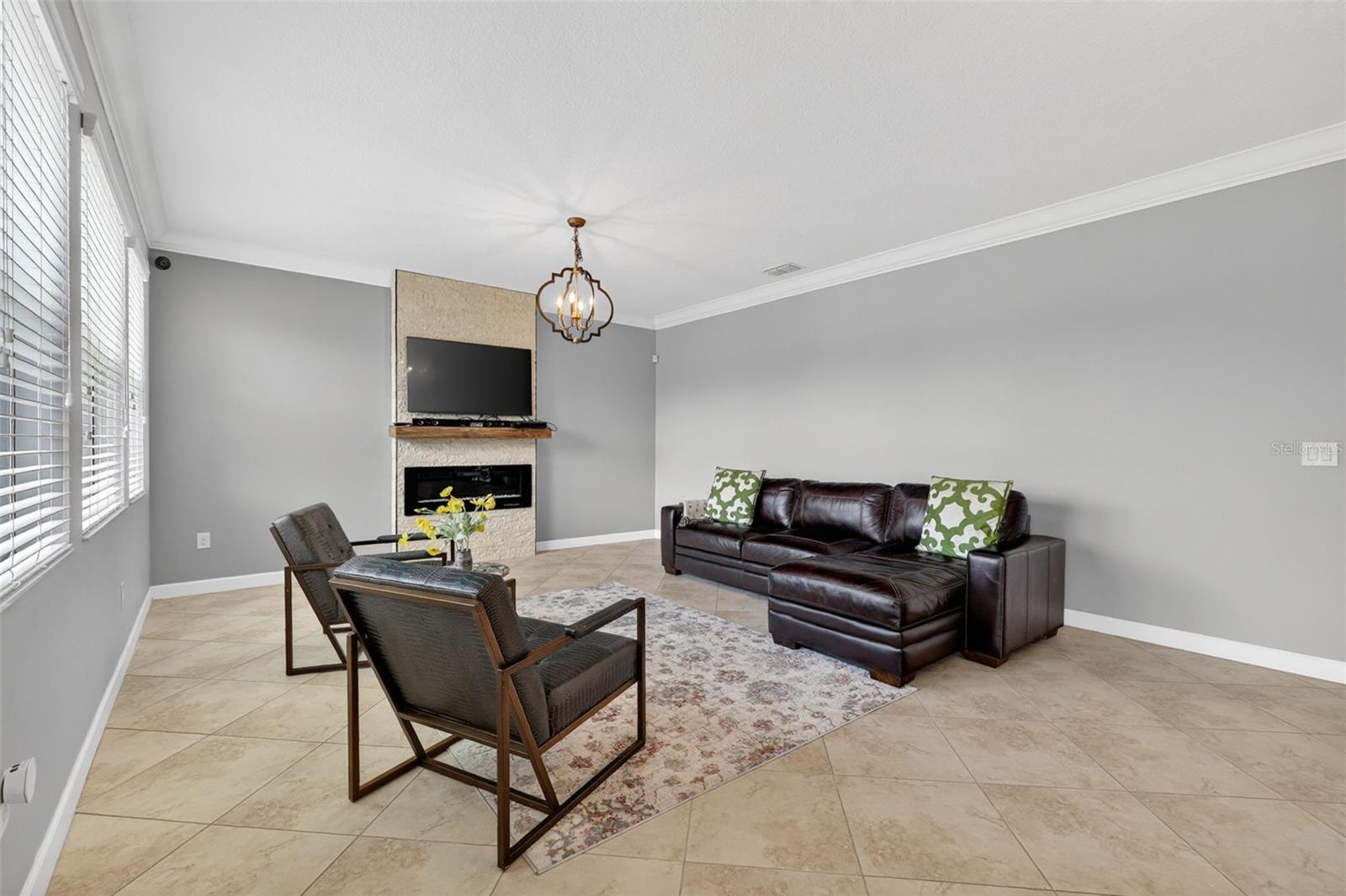 11911 SAND MYRTLE RD — photo 41