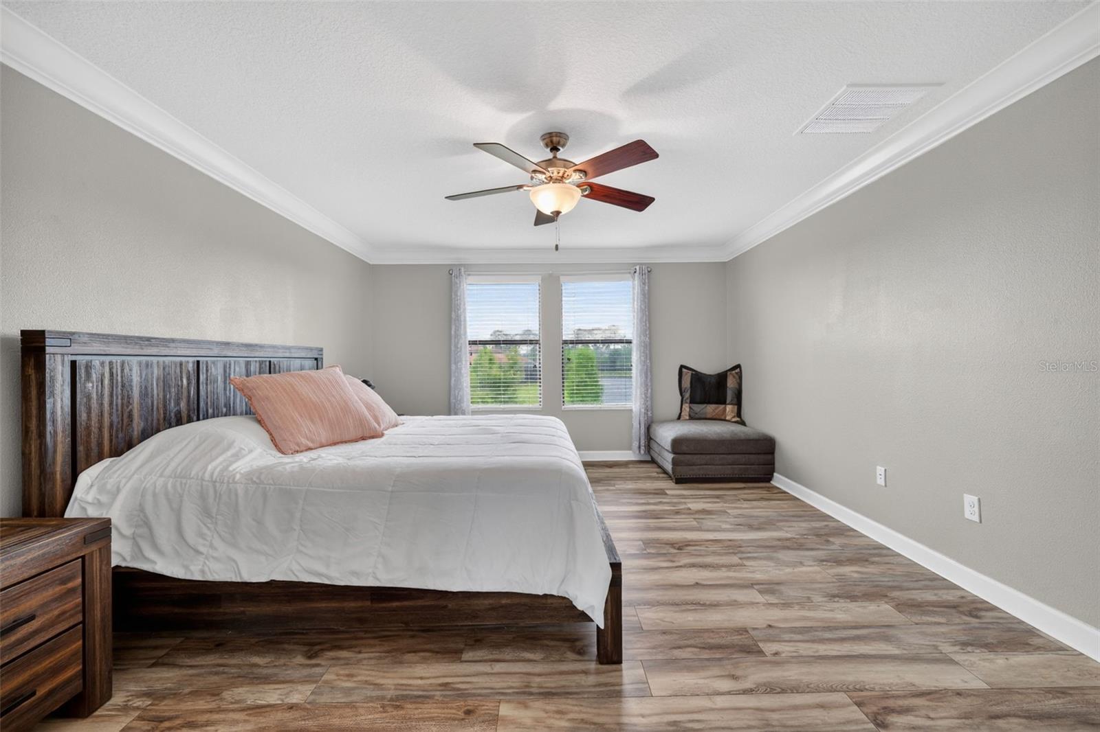 11911 SAND MYRTLE RD — photo 50