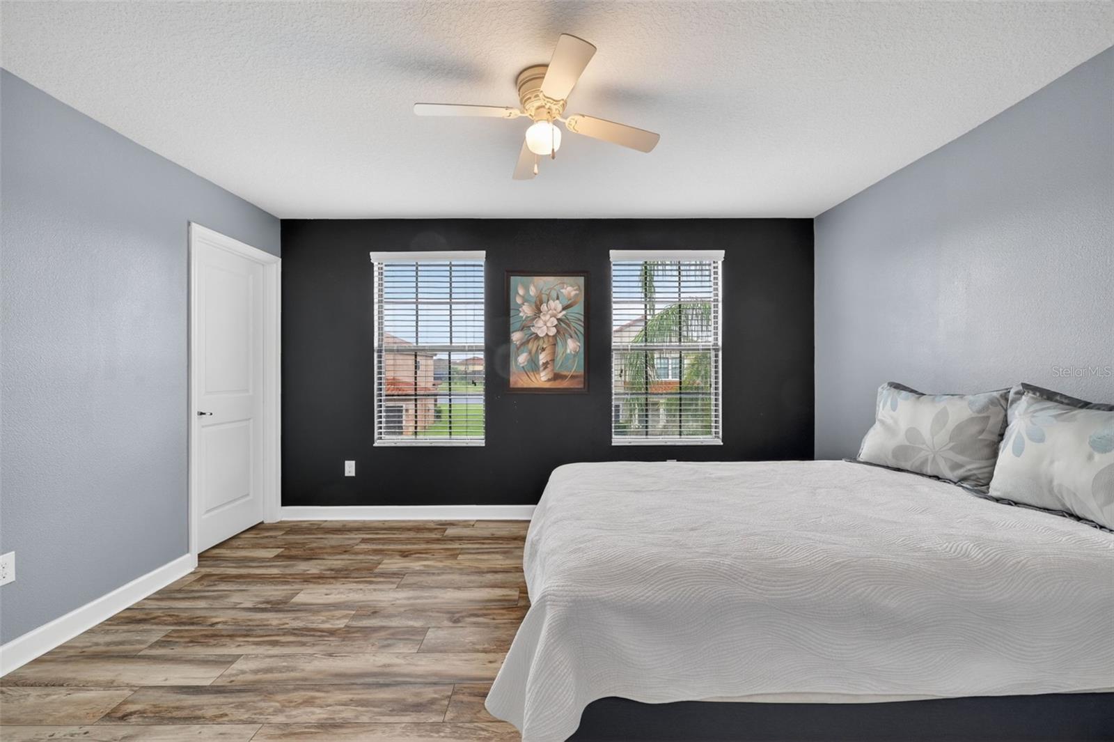 11911 SAND MYRTLE RD — photo 24
