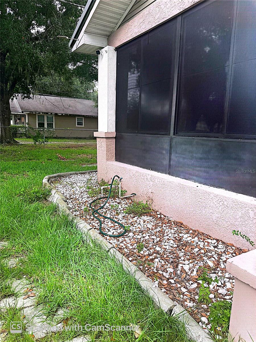118 W DREW ST — photo 4