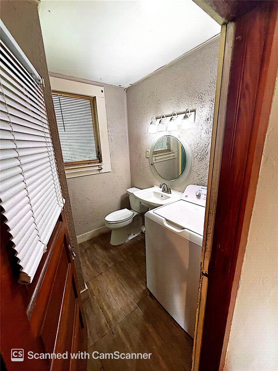 118 W DREW ST — photo 25