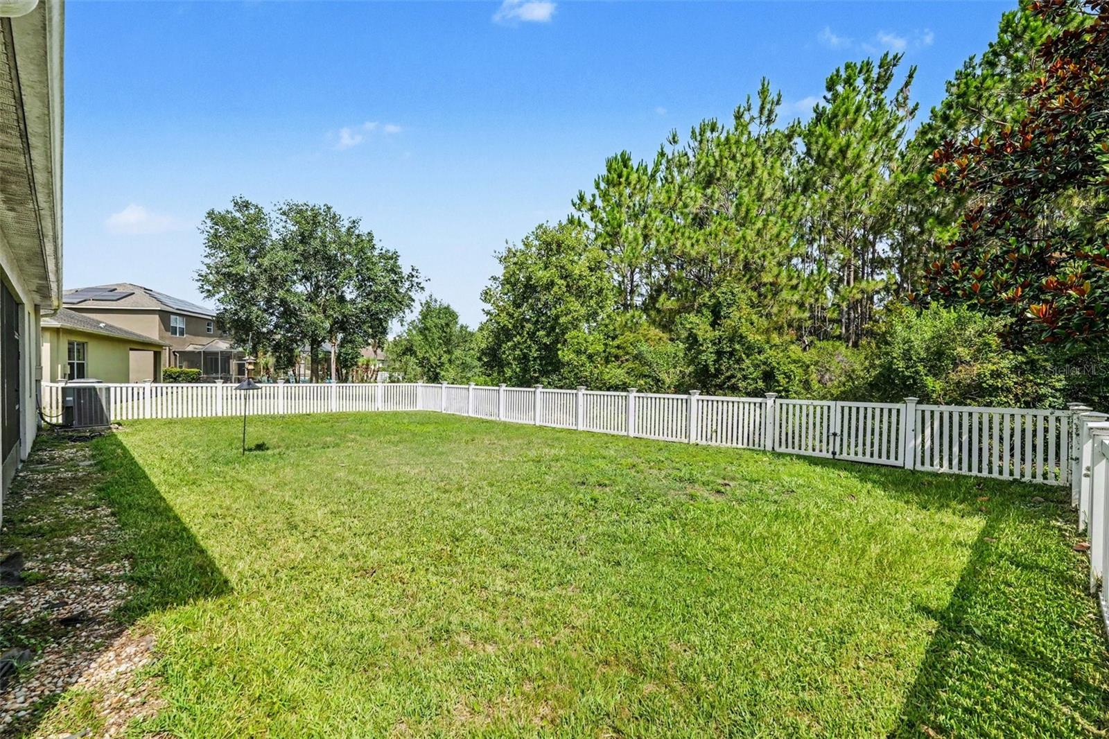 20057 OAKFLOWER AVE — photo 27