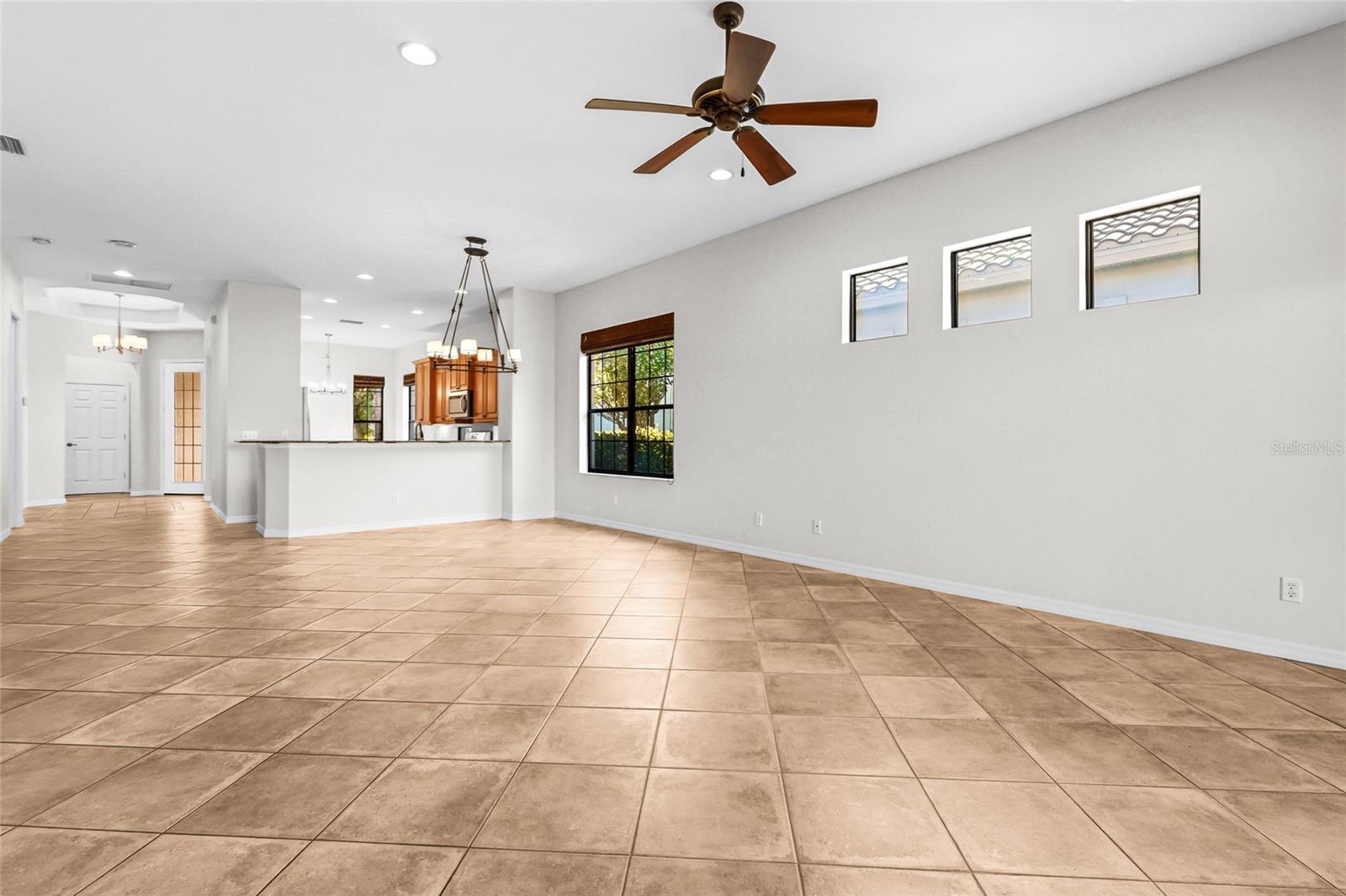 7216 PRESIDIO GLN — photo 18