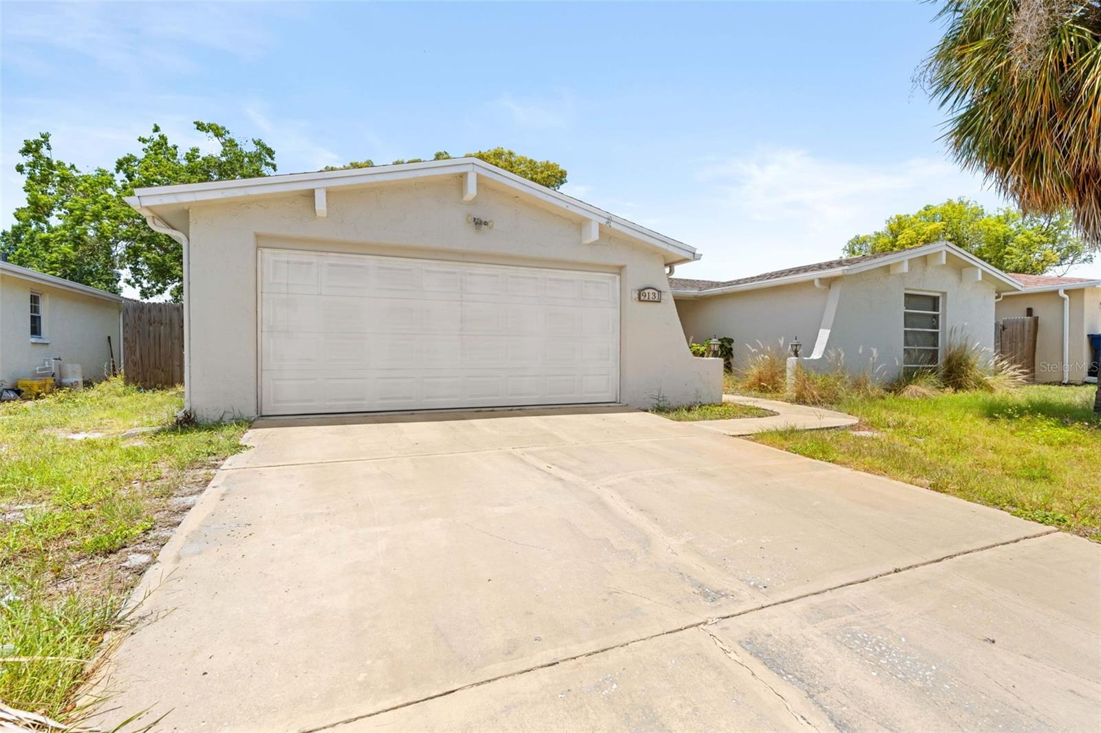 9131 HUNT CLUB LN — photo 3