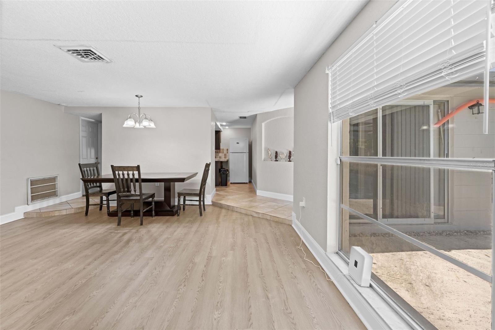 9131 HUNT CLUB LN — photo 17