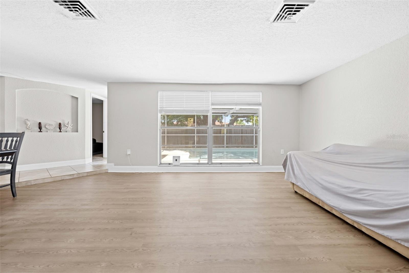 9131 HUNT CLUB LN — photo 8