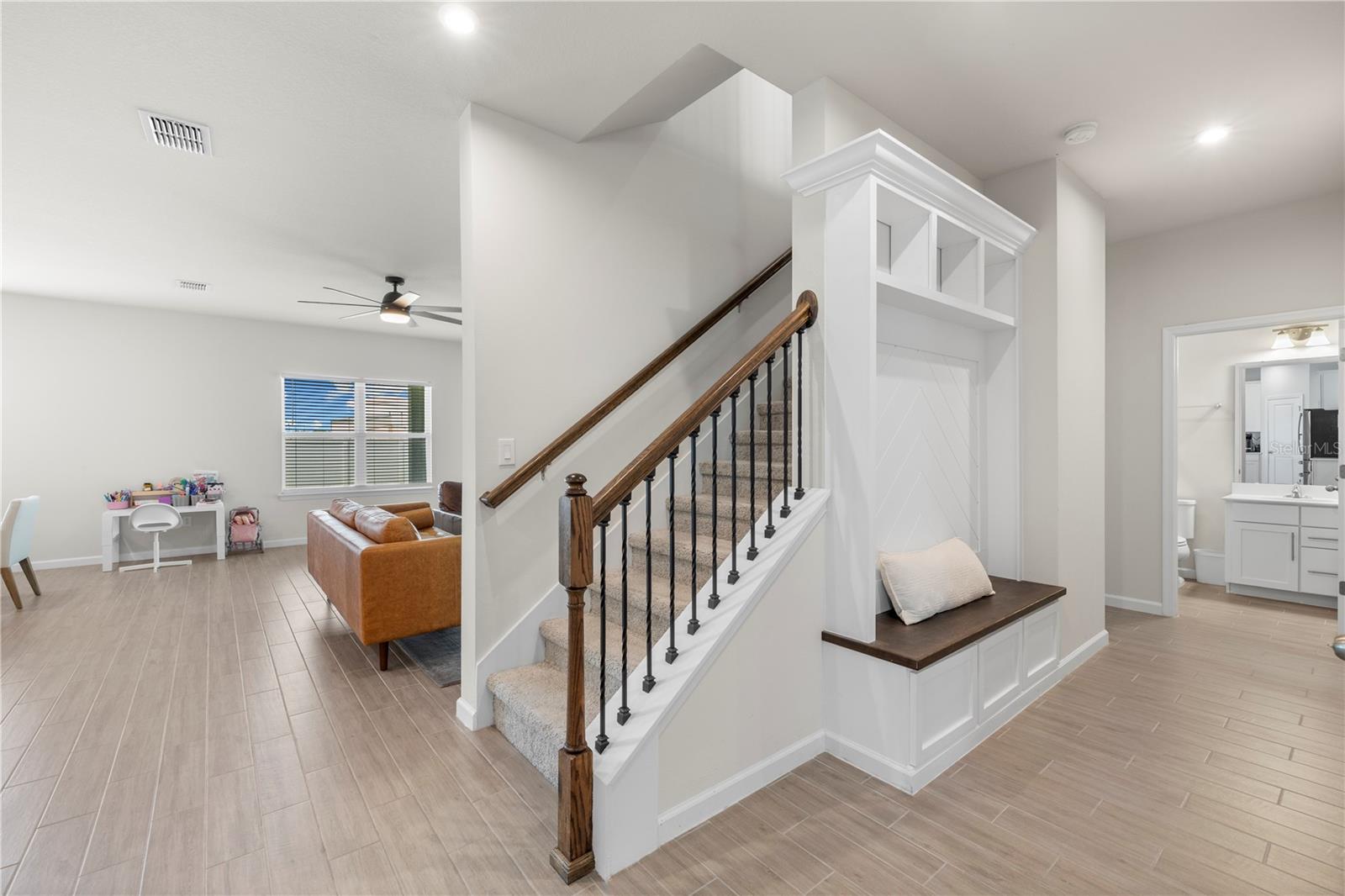 7878 GREENWAY AVE — photo 28