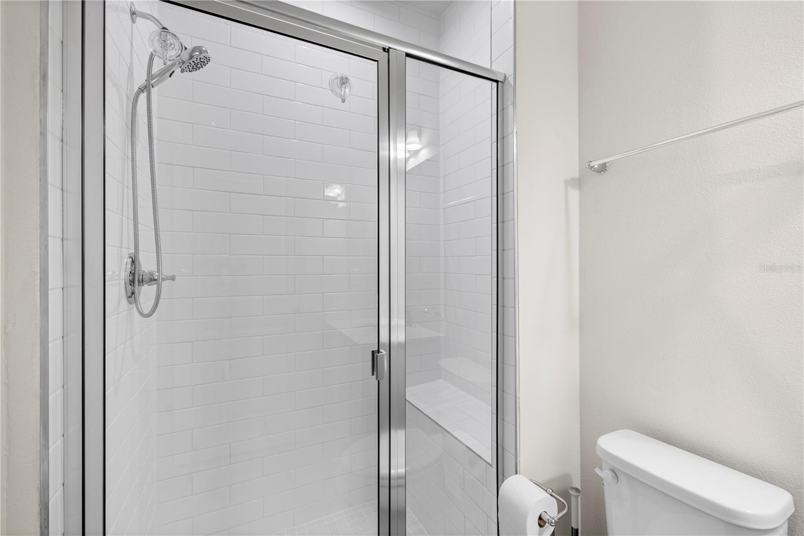 7878 GREENWAY AVE — photo 27