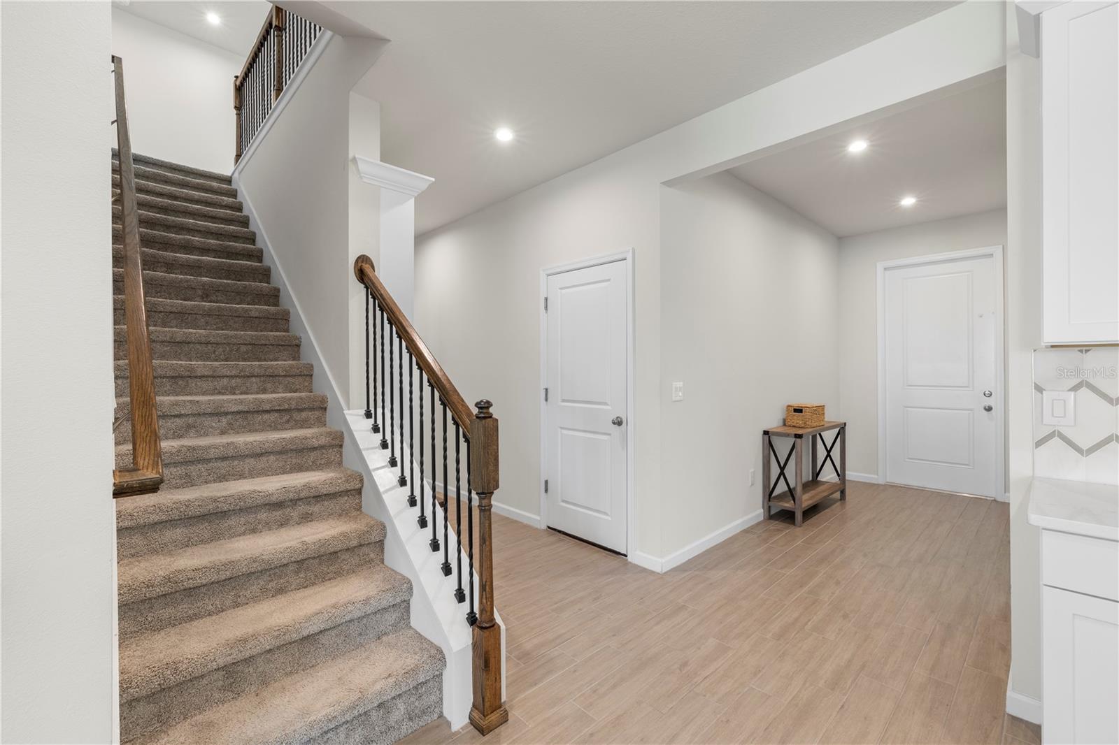 7878 GREENWAY AVE — photo 23