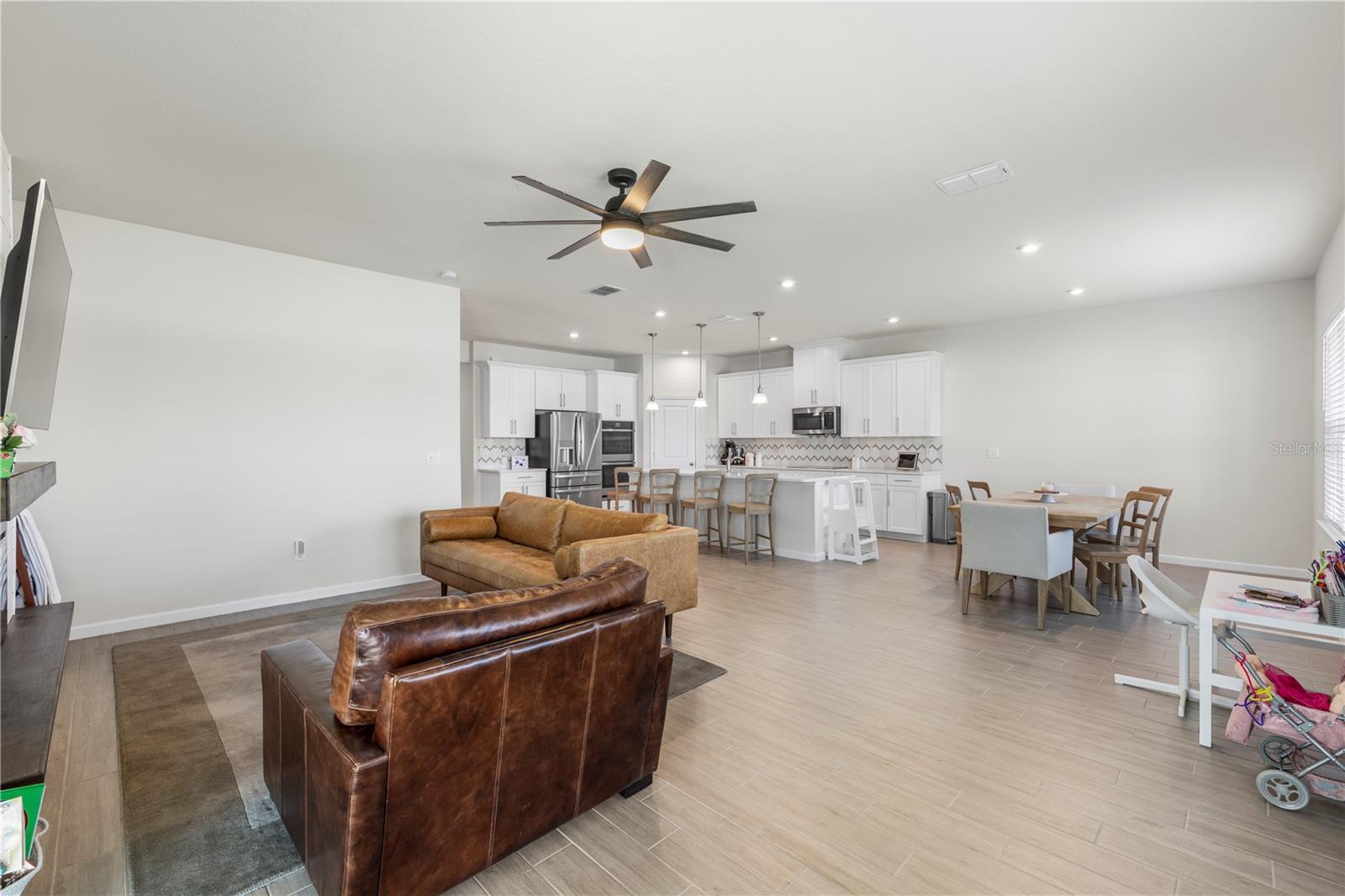 7878 GREENWAY AVE — photo 21