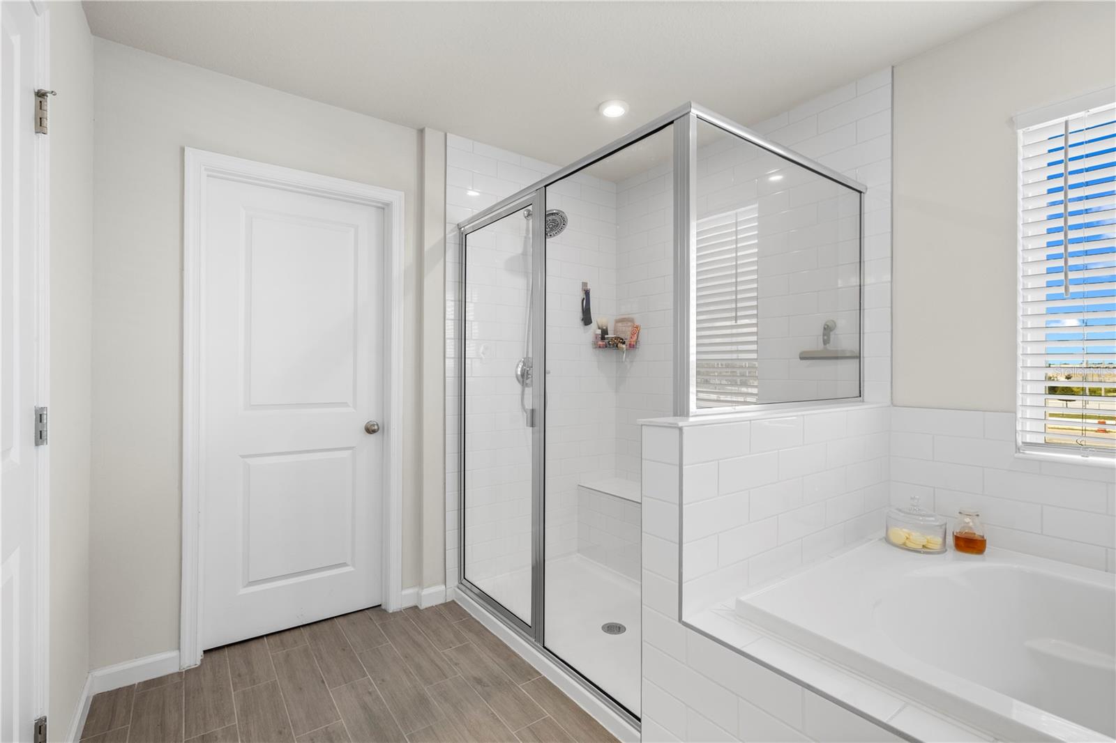 7878 GREENWAY AVE — photo 36