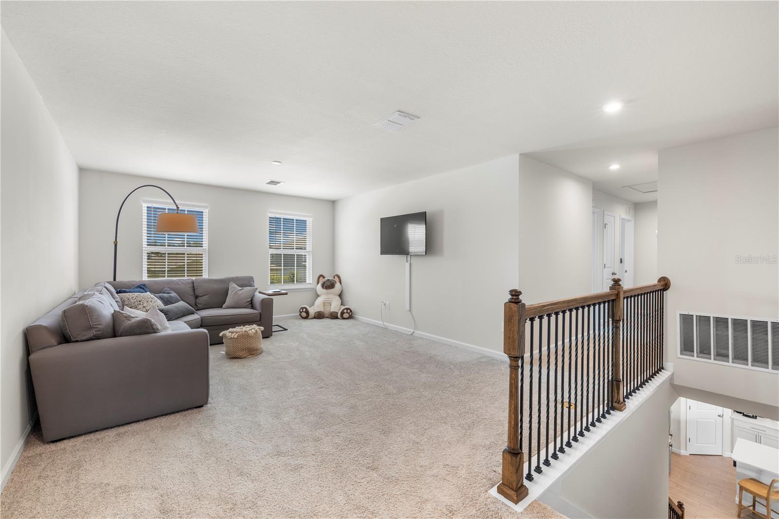 7878 GREENWAY AVE — photo 29