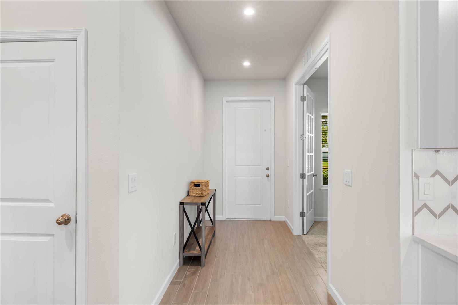 7878 GREENWAY AVE — photo 7