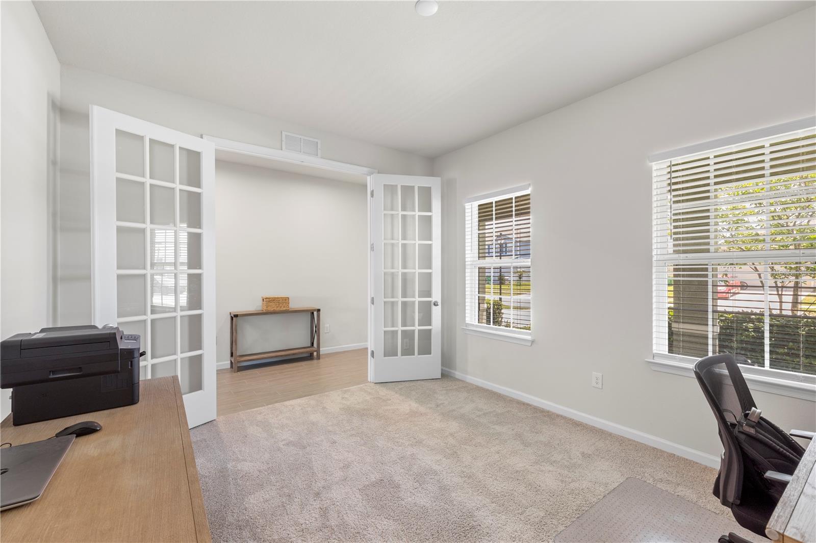 7878 GREENWAY AVE — photo 9