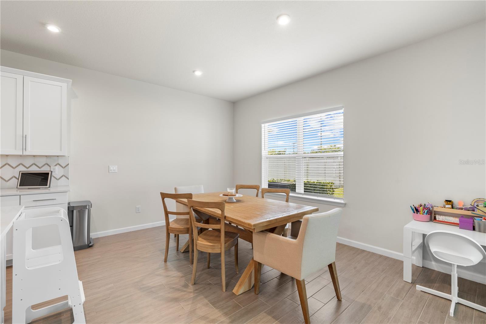 7878 GREENWAY AVE — photo 17
