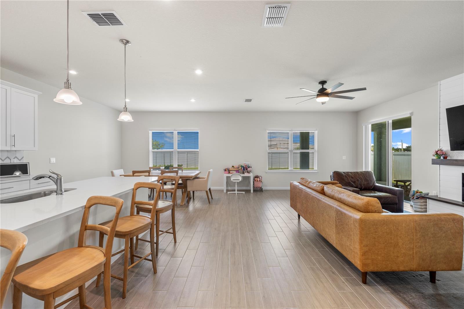 7878 GREENWAY AVE — photo 22
