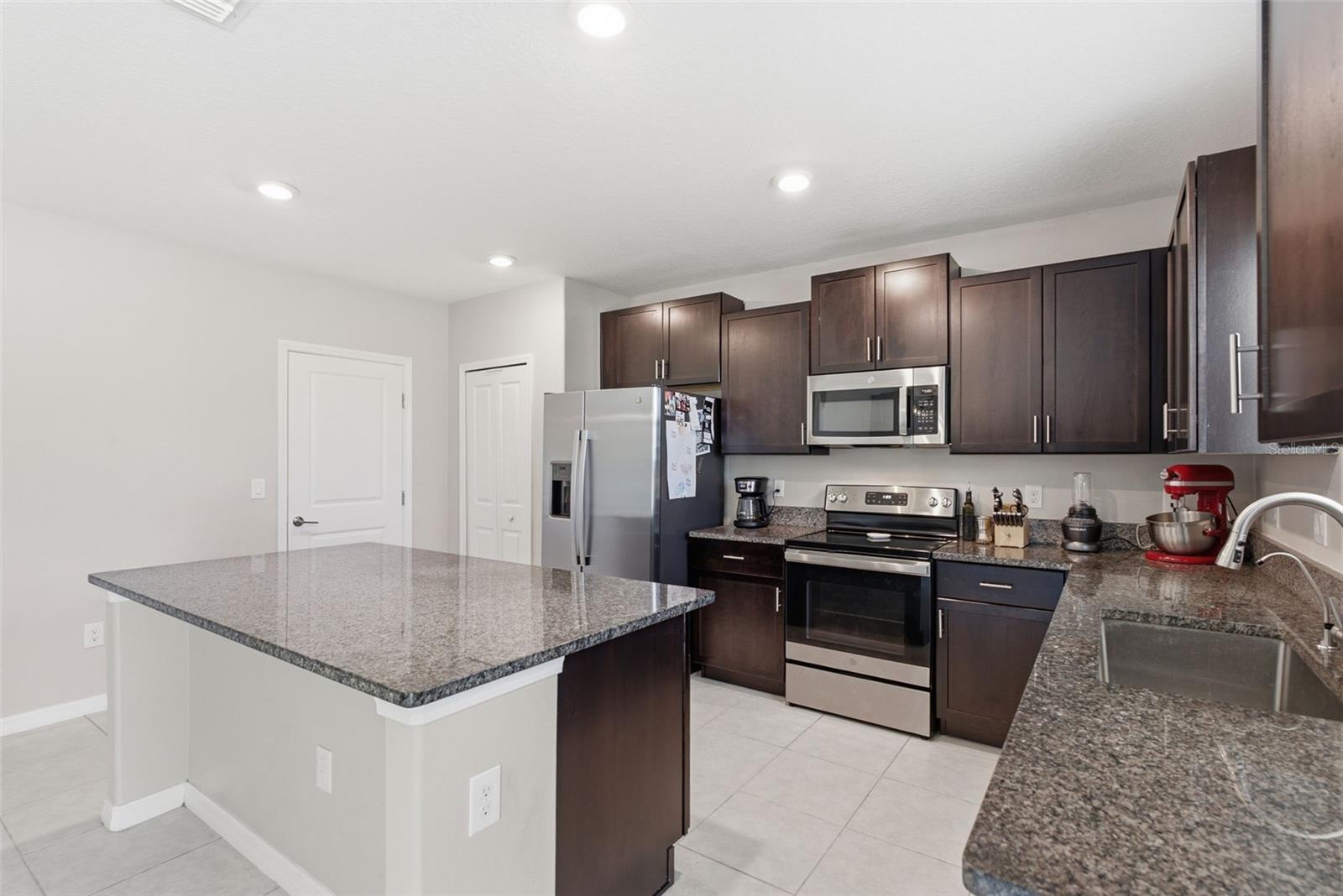 13380 GREAT PLAINS DR — photo 17
