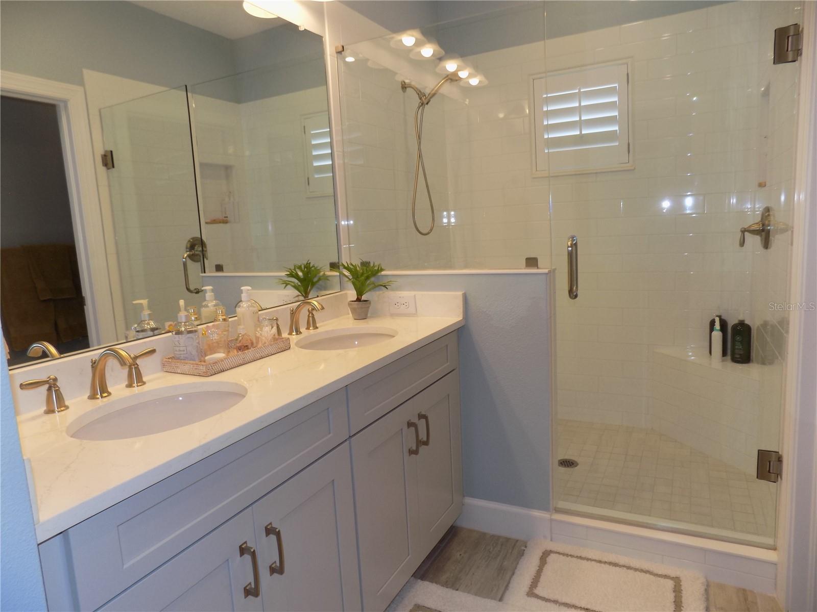 2511 CORAL CT — photo 13