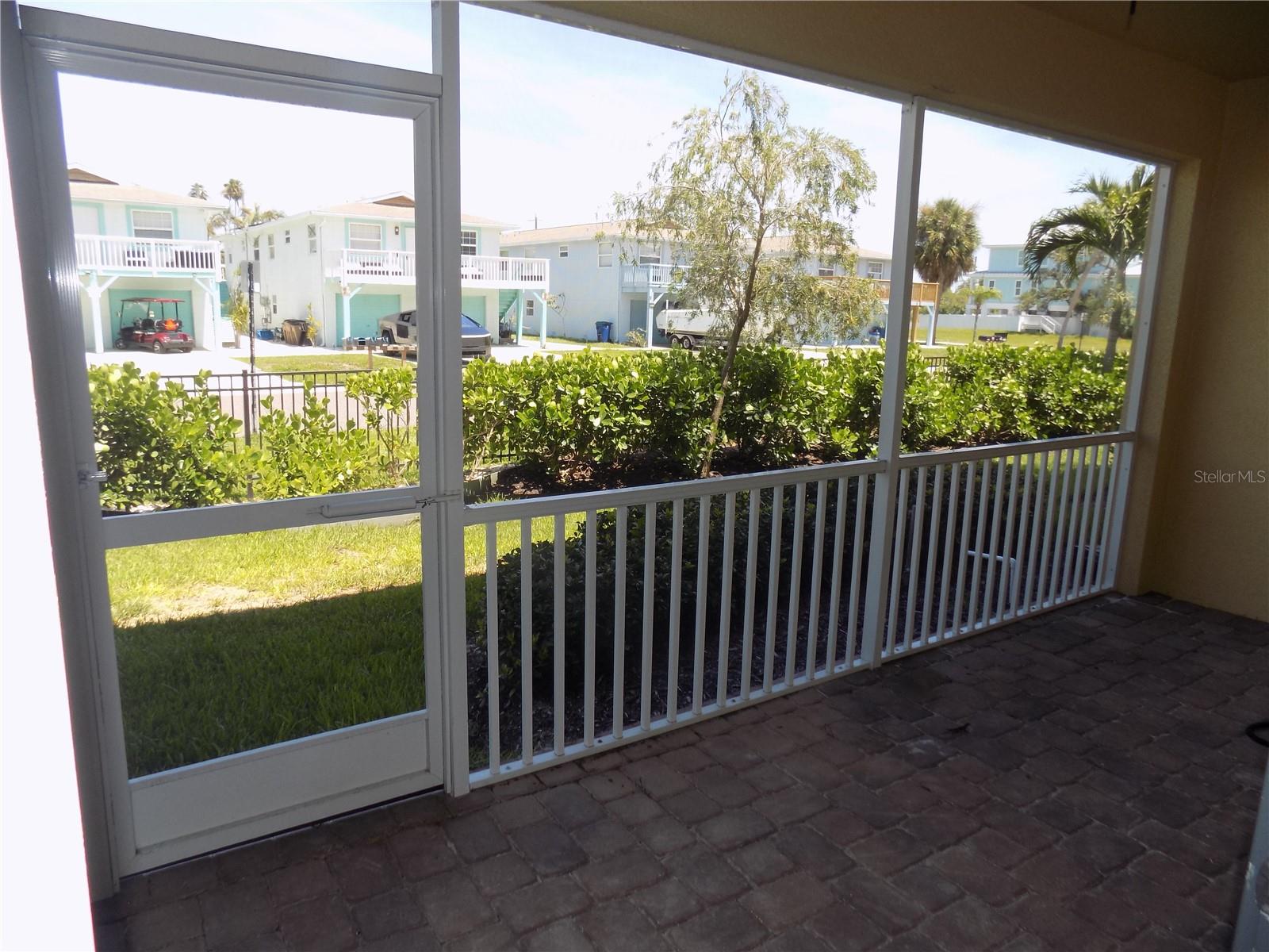 2511 CORAL CT — photo 21