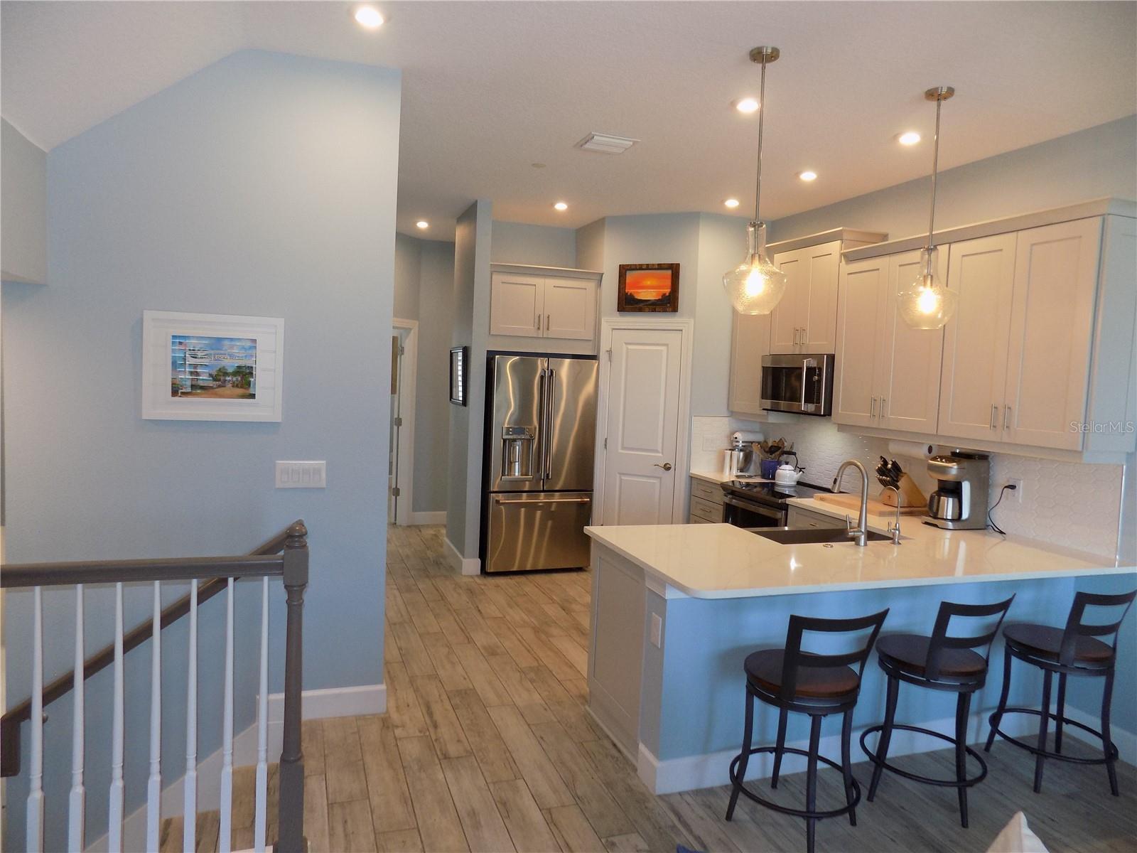 2511 CORAL CT — photo 8