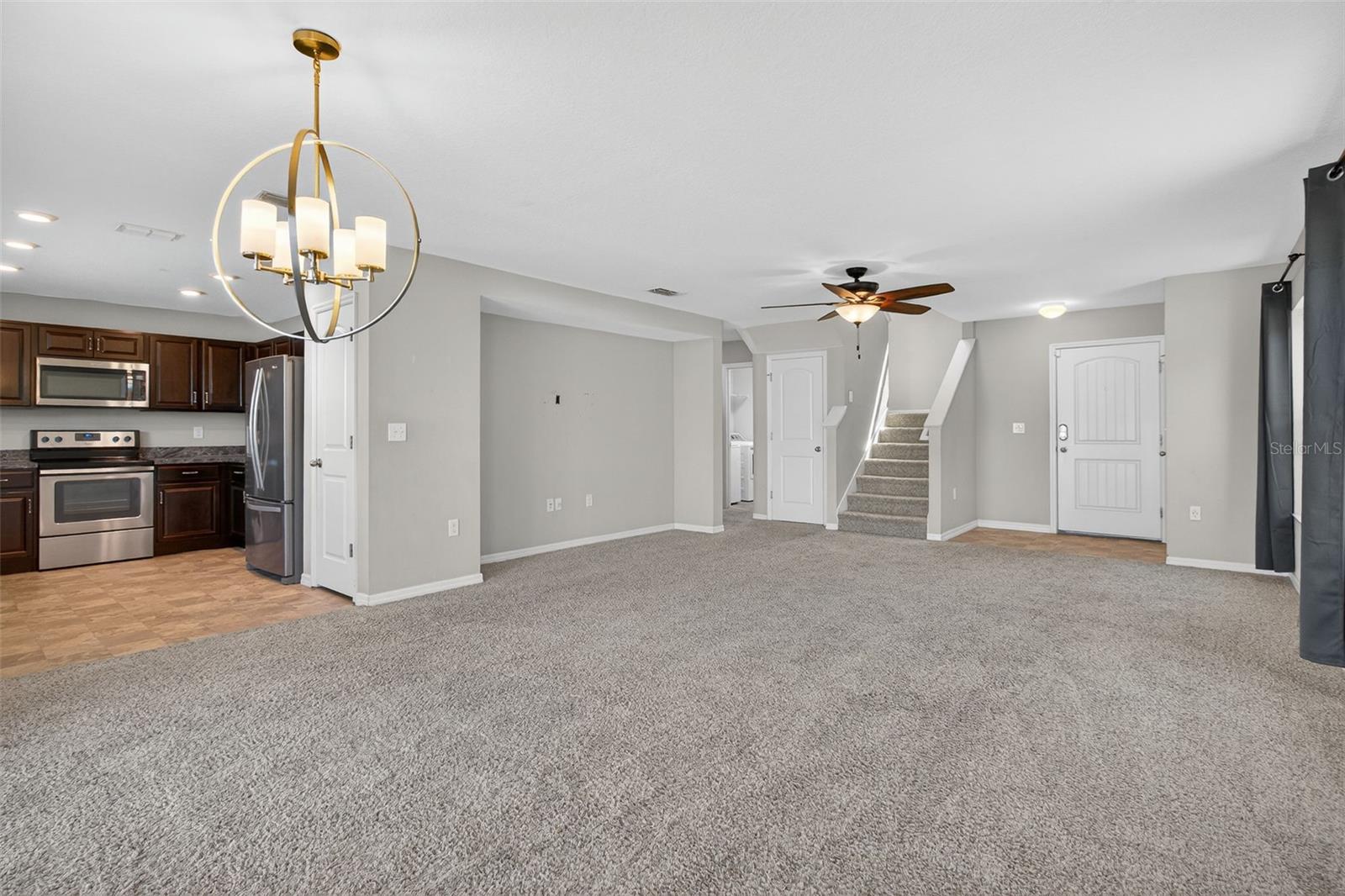 10405 LAGUNA PLAINS DR — photo 6