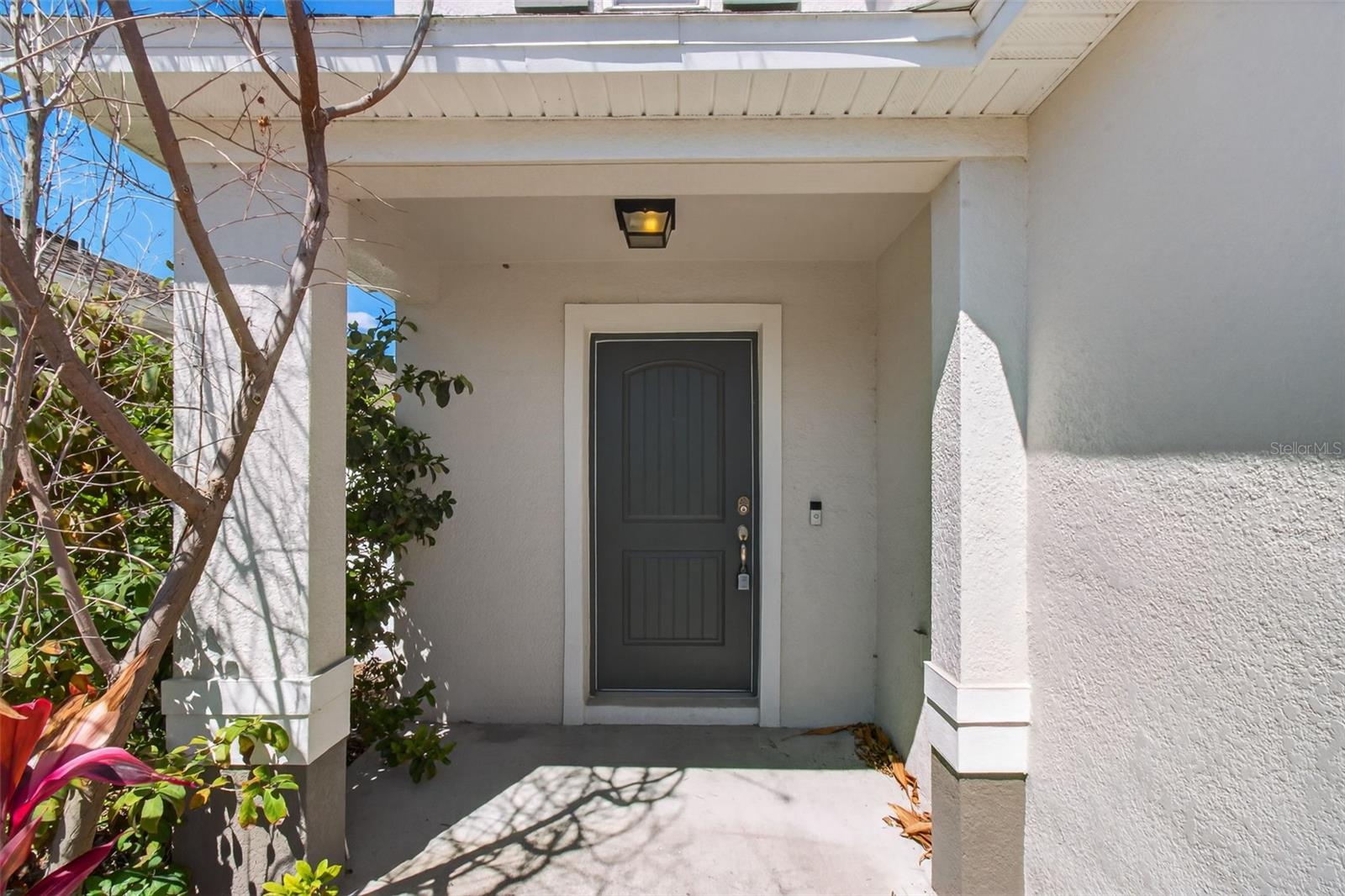 10405 LAGUNA PLAINS DR — photo 2