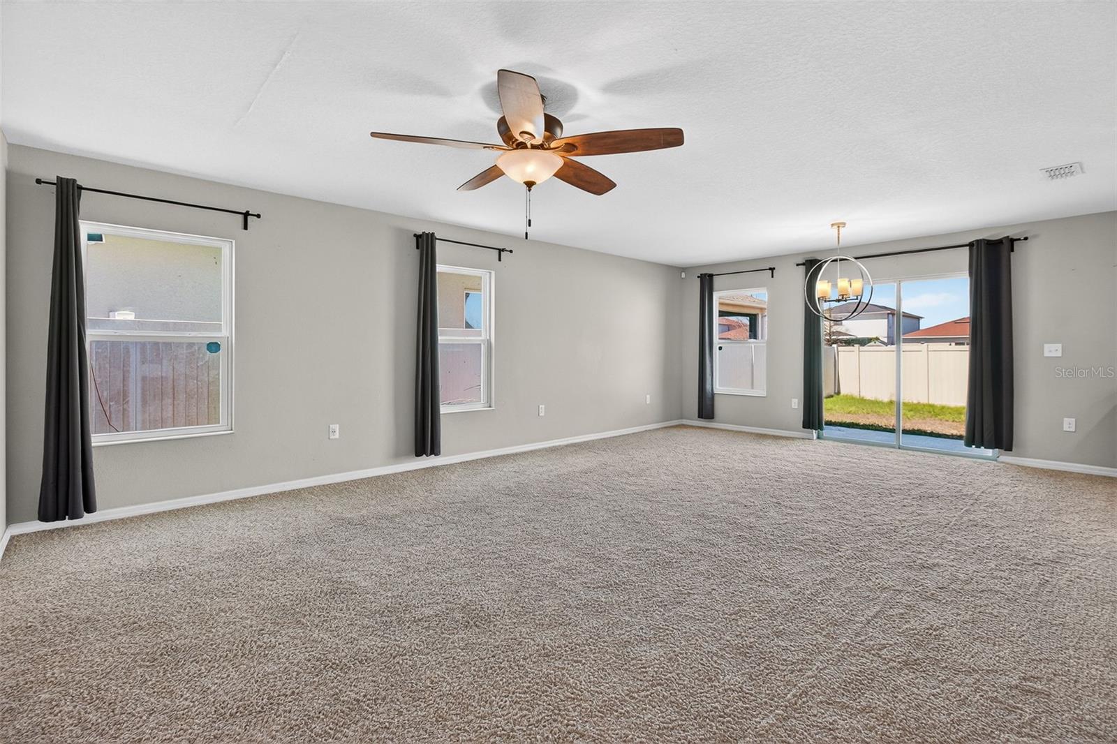 10405 LAGUNA PLAINS DR — photo 5