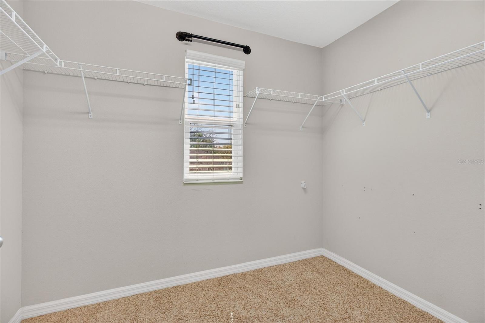10405 LAGUNA PLAINS DR — photo 21
