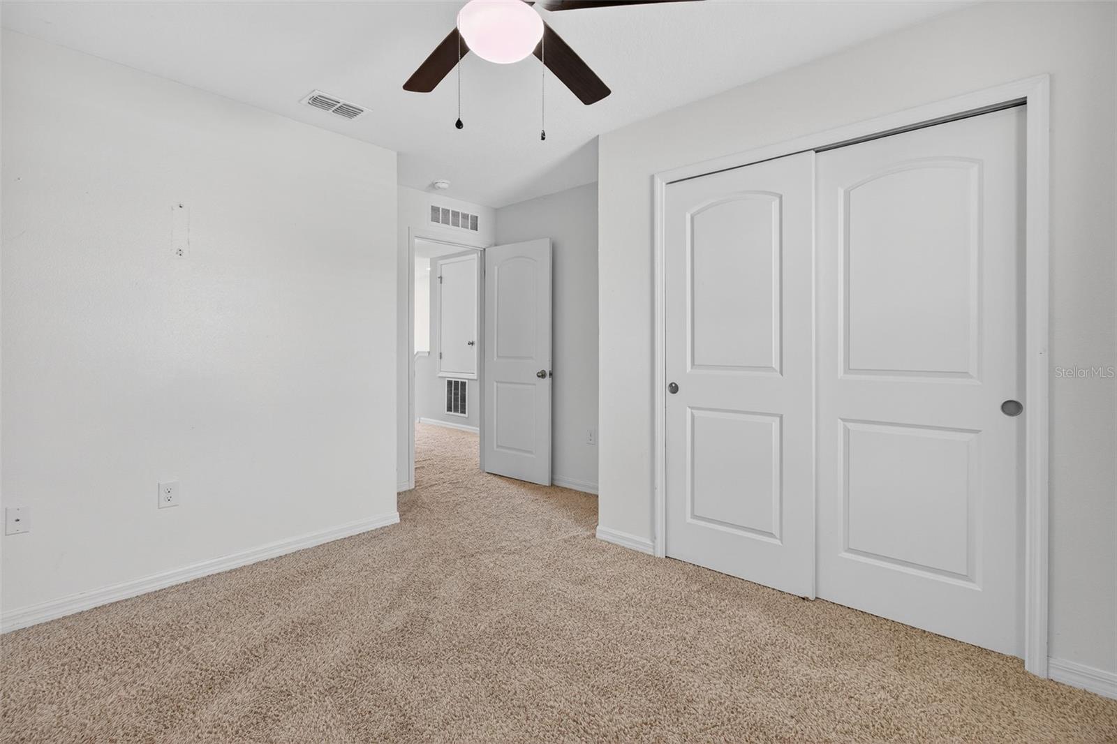 10405 LAGUNA PLAINS DR — photo 17