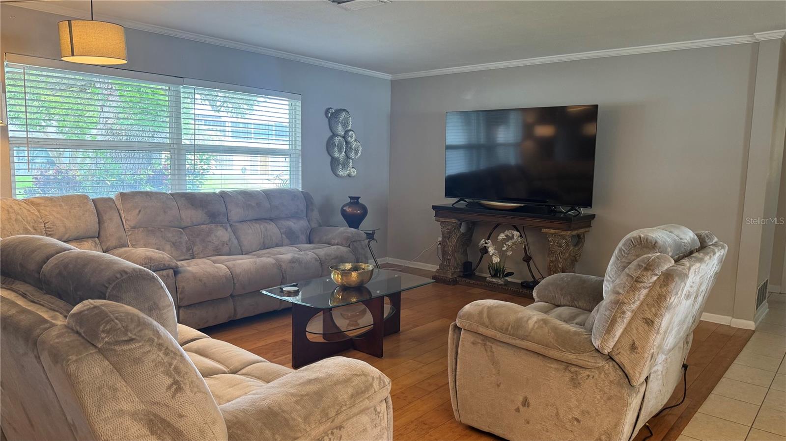9652 COMMODORE DR — photo 6