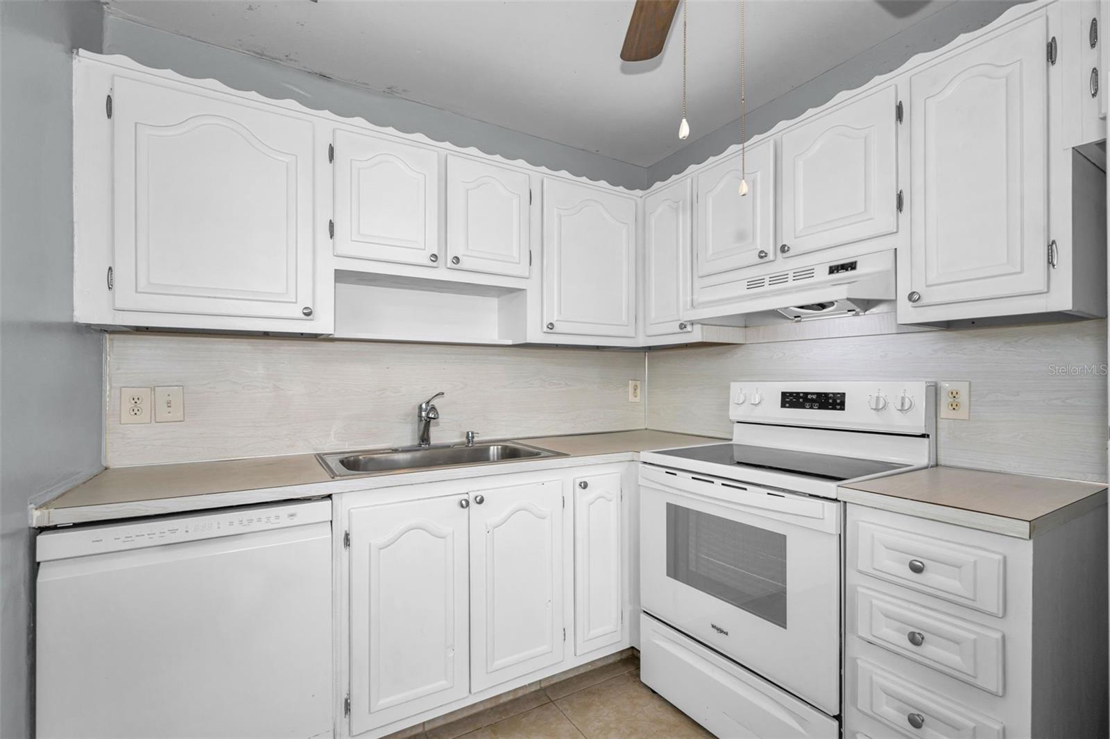 11905 BAYONET LN — photo 9