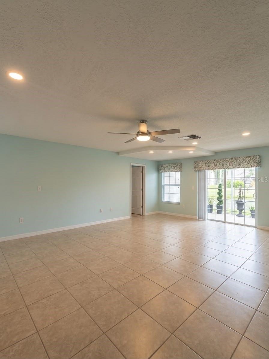 6648 TIMBERCOVE LN #6648 — photo 3