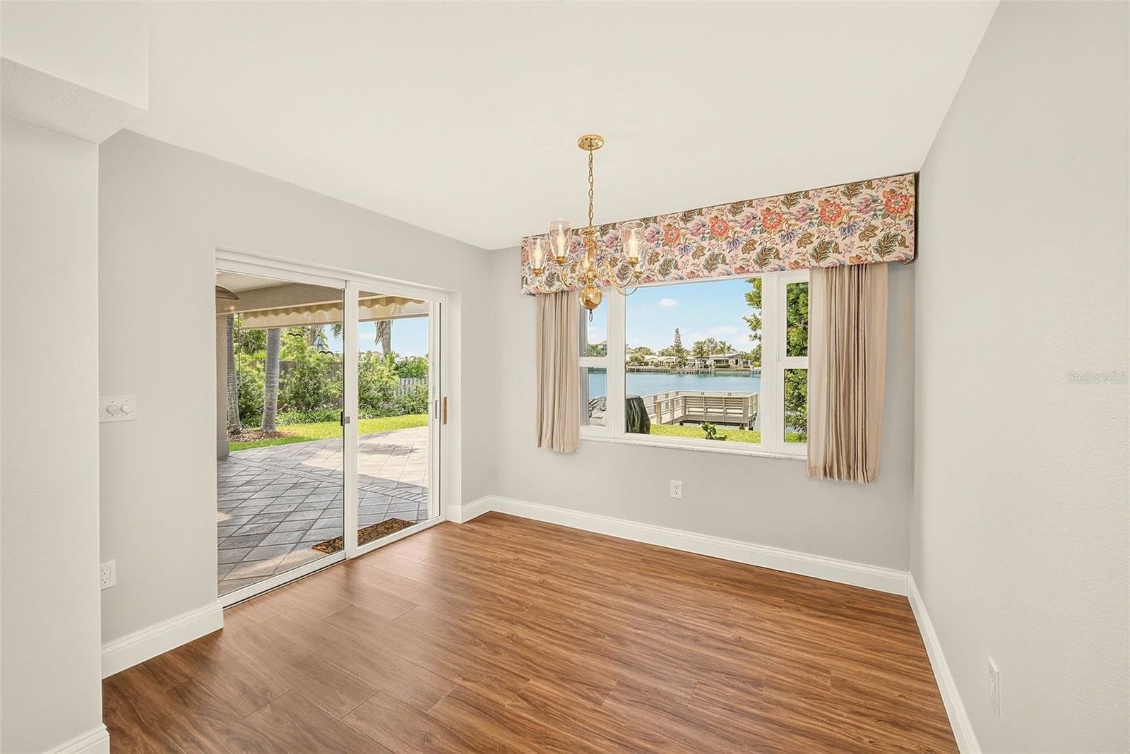 513 HARBOR DR N — photo 21