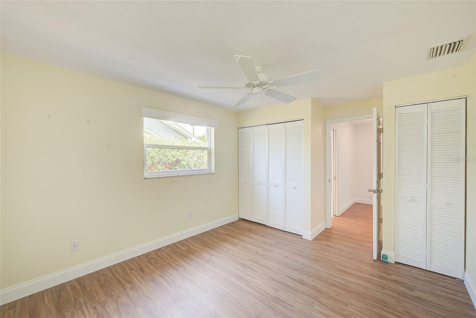 513 HARBOR DR N — photo 30