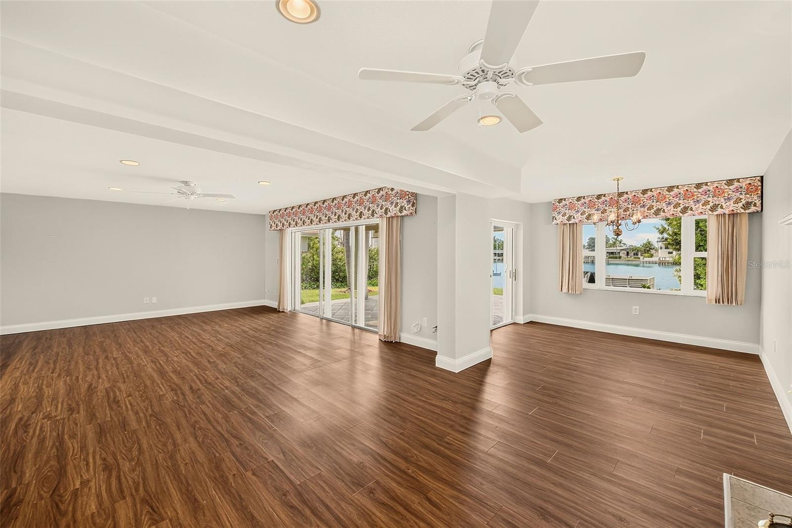 513 HARBOR DR N — photo 20