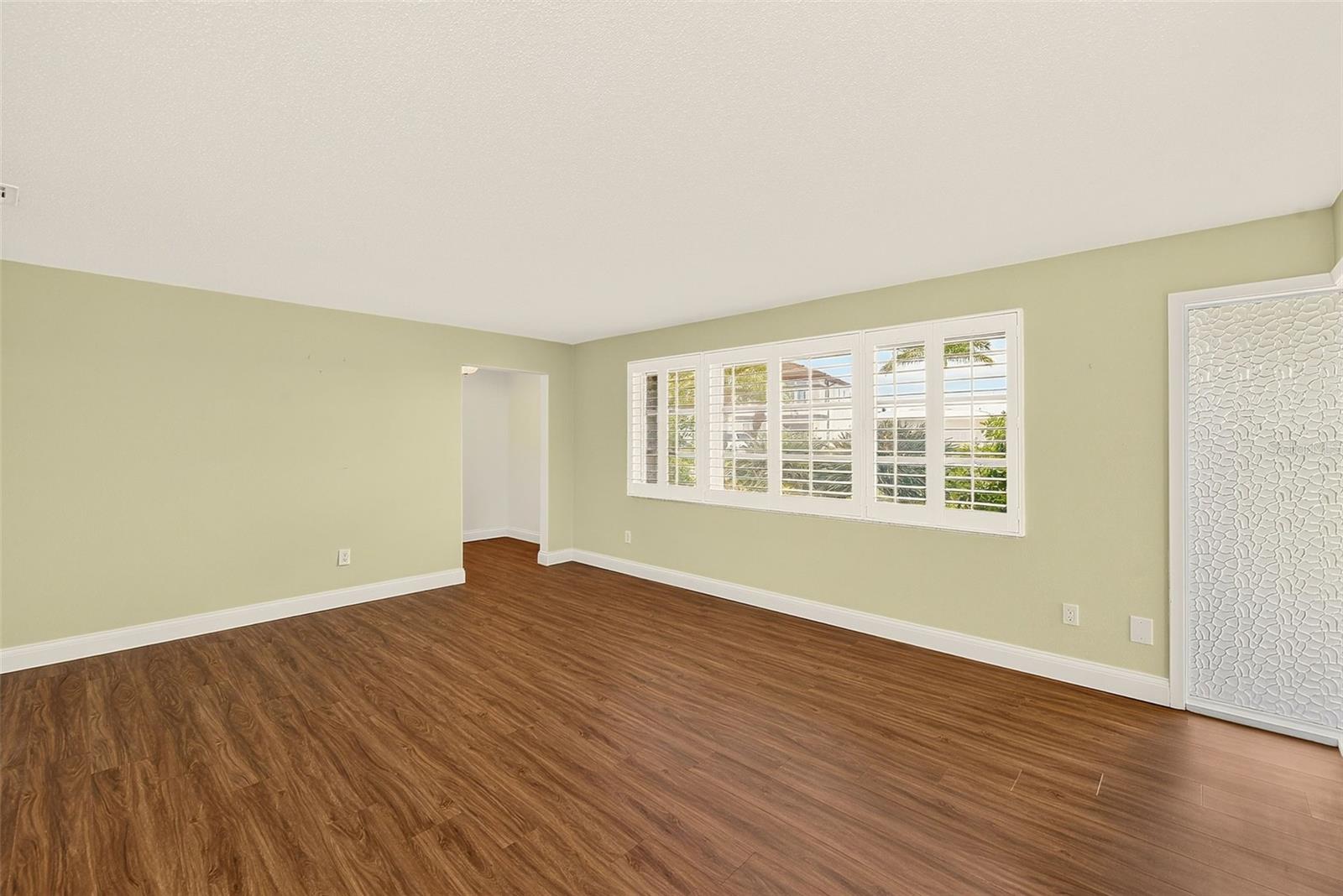 513 HARBOR DR N — photo 6