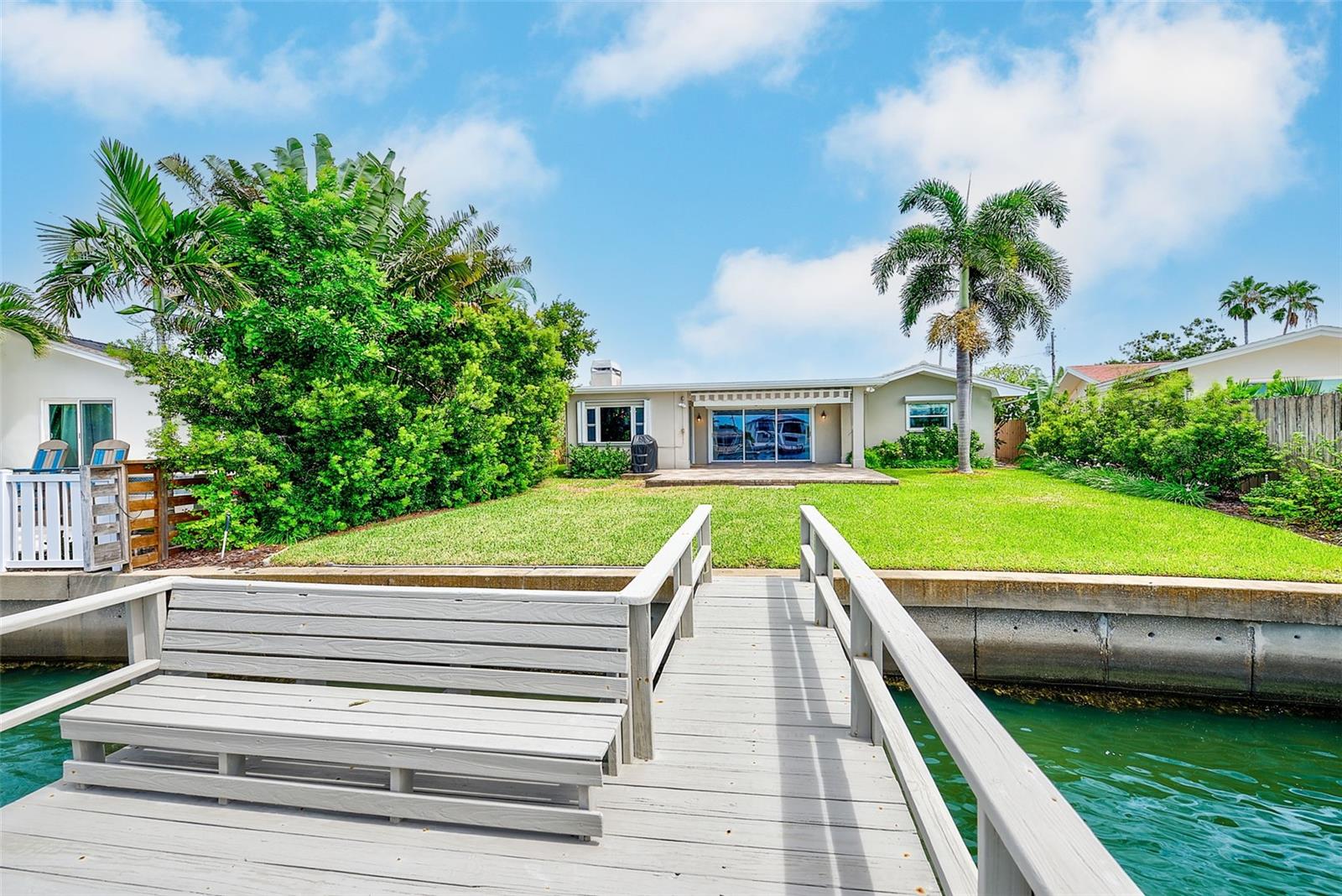 513 HARBOR DR N — photo 40