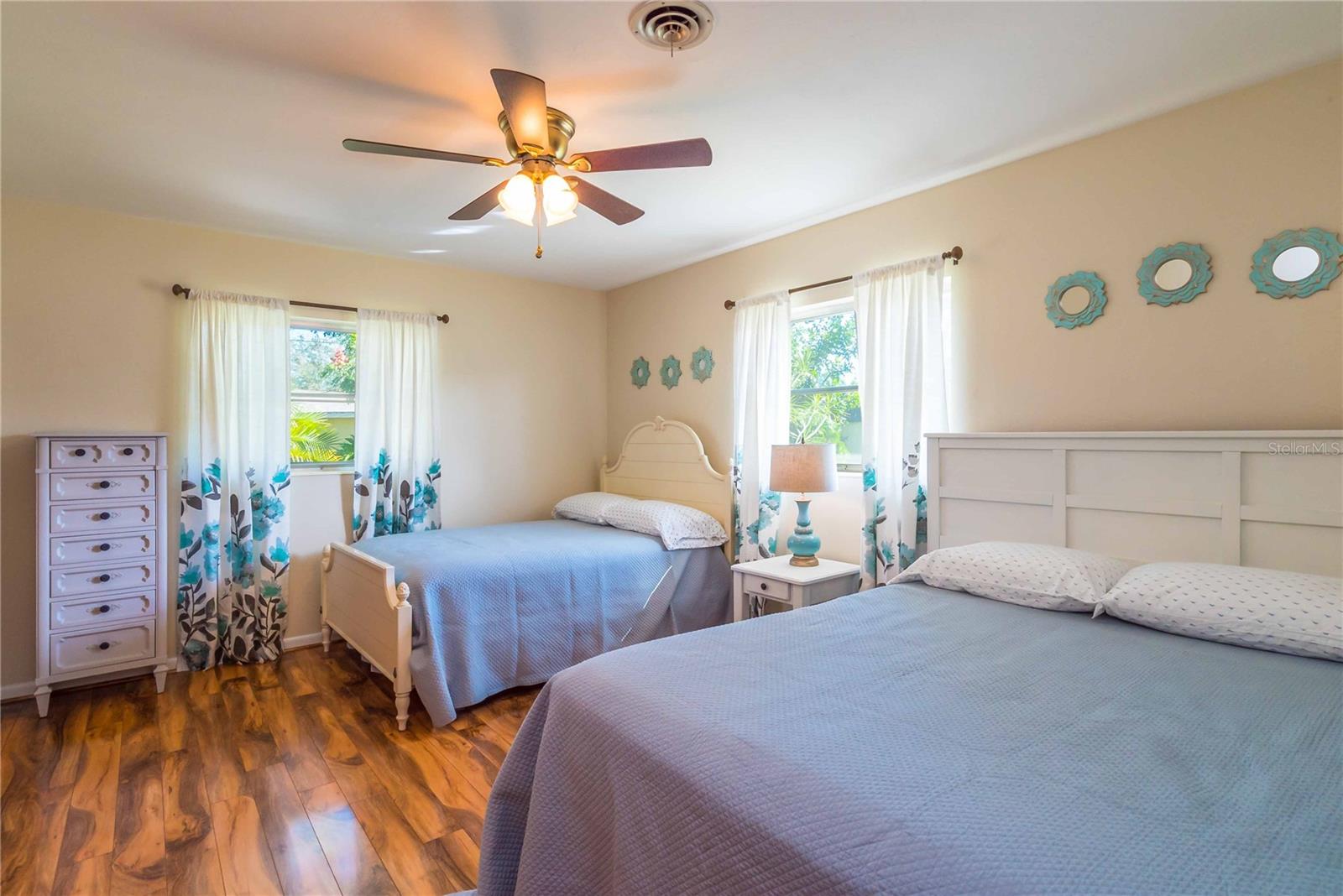 2521 WEBBER ST — photo 11